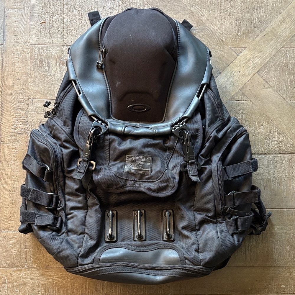 Oakley Stealth Black Men's Backpack